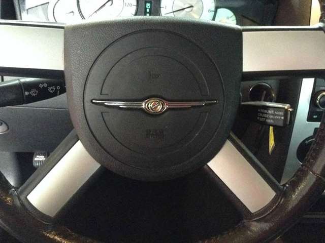 2008 Chrysler 300 Touring 4dr Sedan